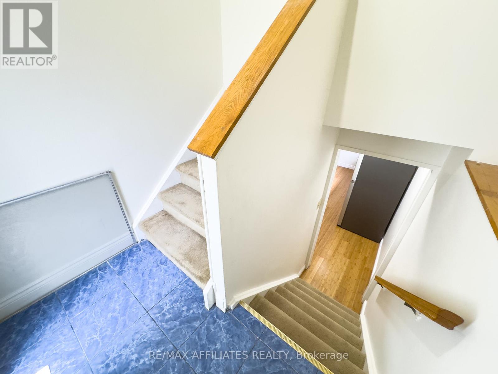 Lower - 222 Castlefrank Road, Ottawa, Ontario  K2L 1T5 - Photo 4 - X12381910