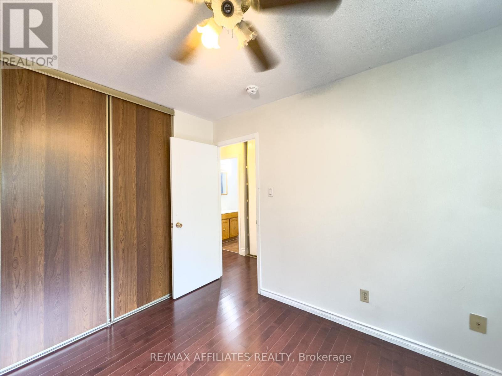 Upper - 222 Castlefrank Road, Ottawa, Ontario  K2L 1T5 - Photo 15 - X12381912