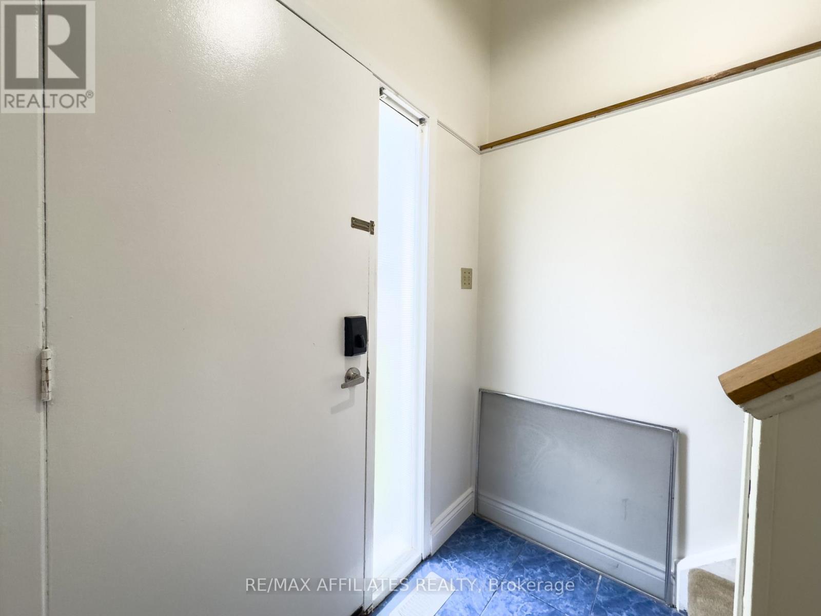 Lower - 222 Castlefrank Road, Ottawa, Ontario  K2L 1T5 - Photo 5 - X12381910