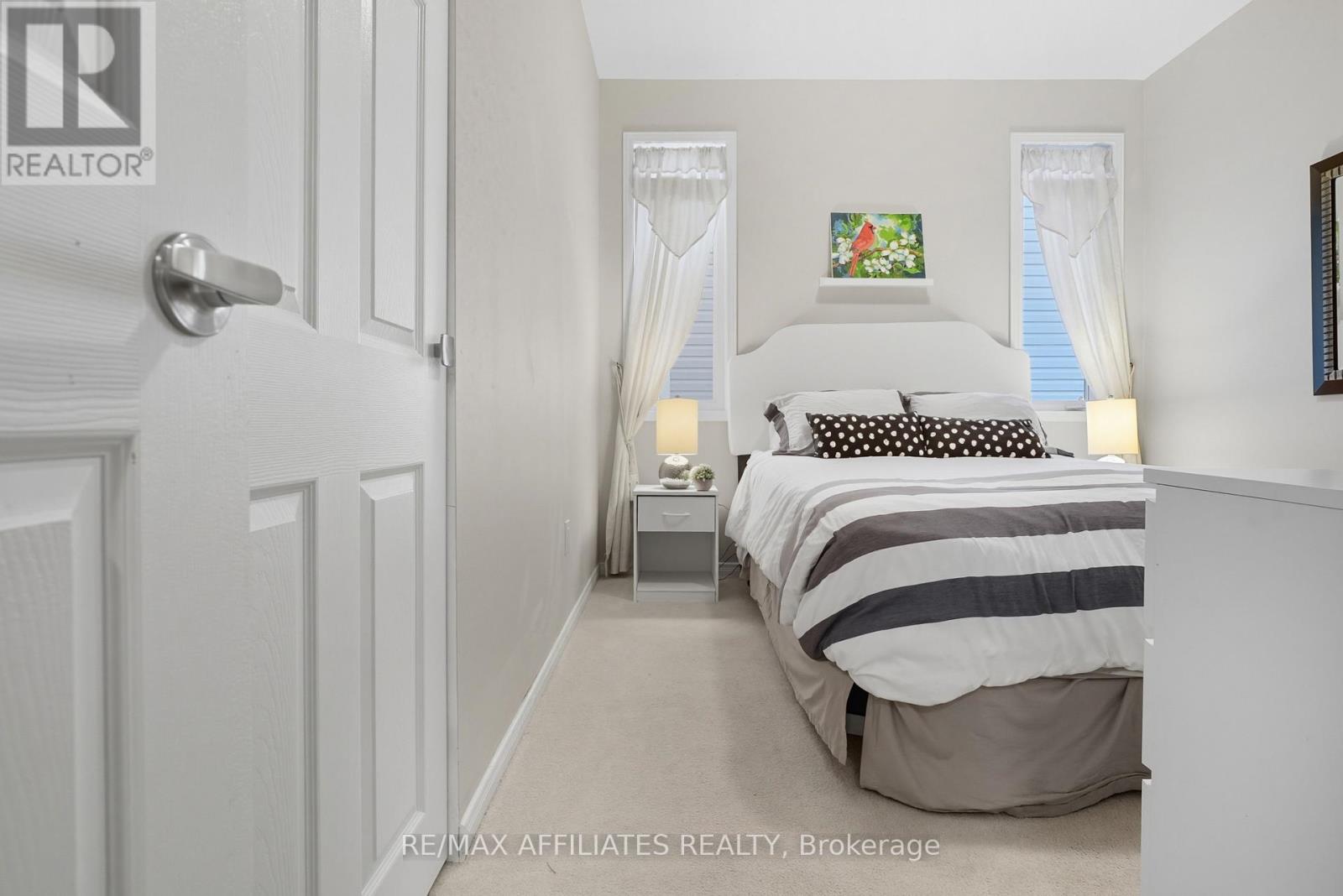 313 Bobolink Ridge N, Ottawa, Ontario  K2V 0B1 - Photo 22 - X12443518