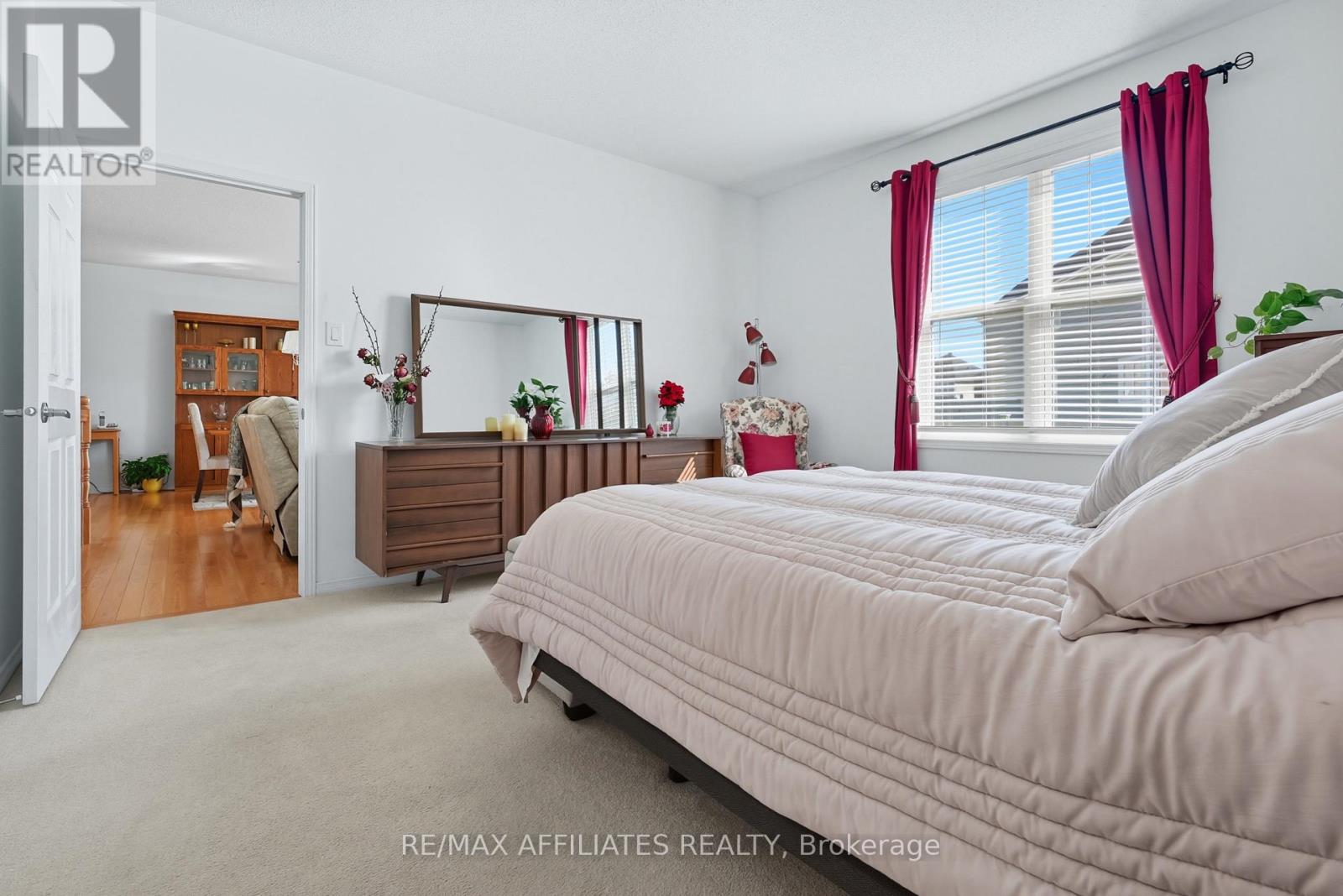 313 Bobolink Ridge N, Ottawa, Ontario  K2V 0B1 - Photo 19 - X12443518