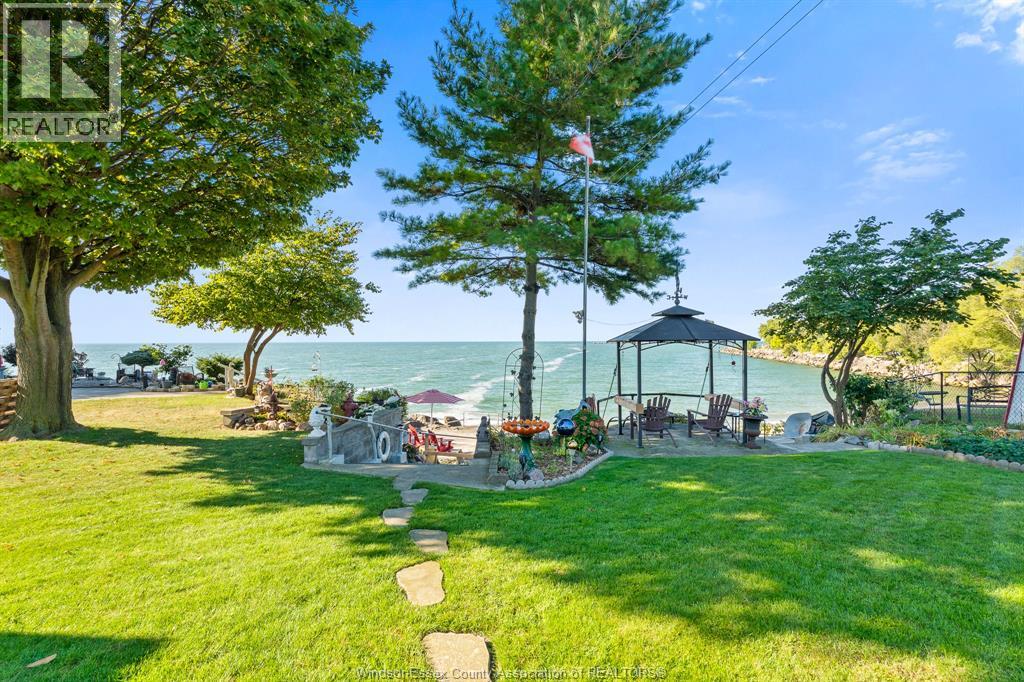 102 Robson Road, Leamington, Ontario  N8H 5P3 - Photo 35 - 25026794