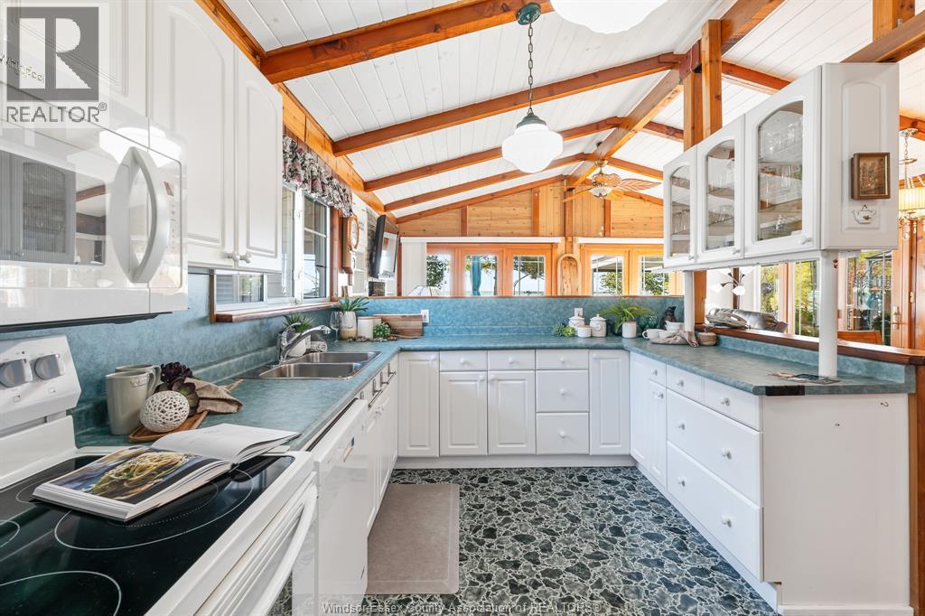 102 Robson Road, Leamington, Ontario  N8H 5P3 - Photo 15 - 25026794