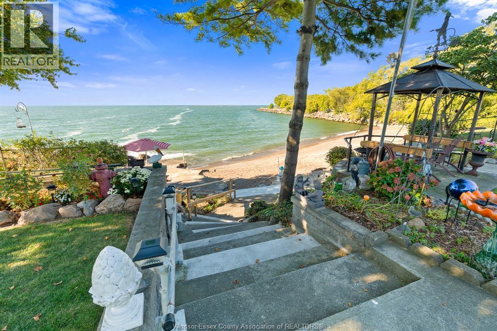 102 Robson Road, Leamington, Ontario  N8H 5P3 - Photo 36 - 25026794