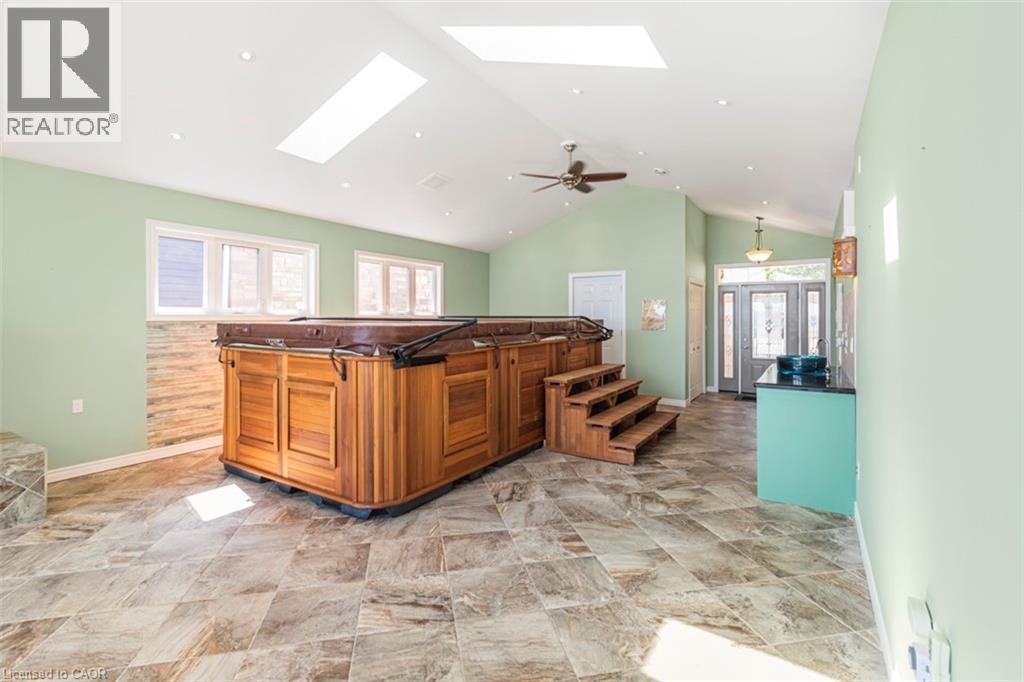 38 Lakeside Drive, Grimsby, Ontario  L3M 2L2 - Photo 12 - 40761630