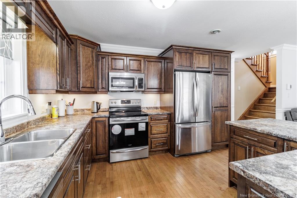 99 Ridgeline Crescent, Fredericton, New Brunswick  E3C 0E9 - Photo 3 - NB129285