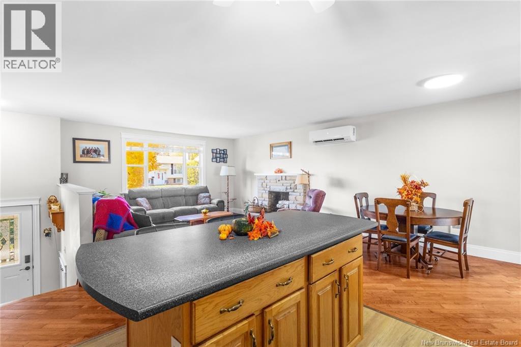32 Linden Crescent, Fredericton, New Brunswick  E3A 4Z9 - Photo 13 - NB129384