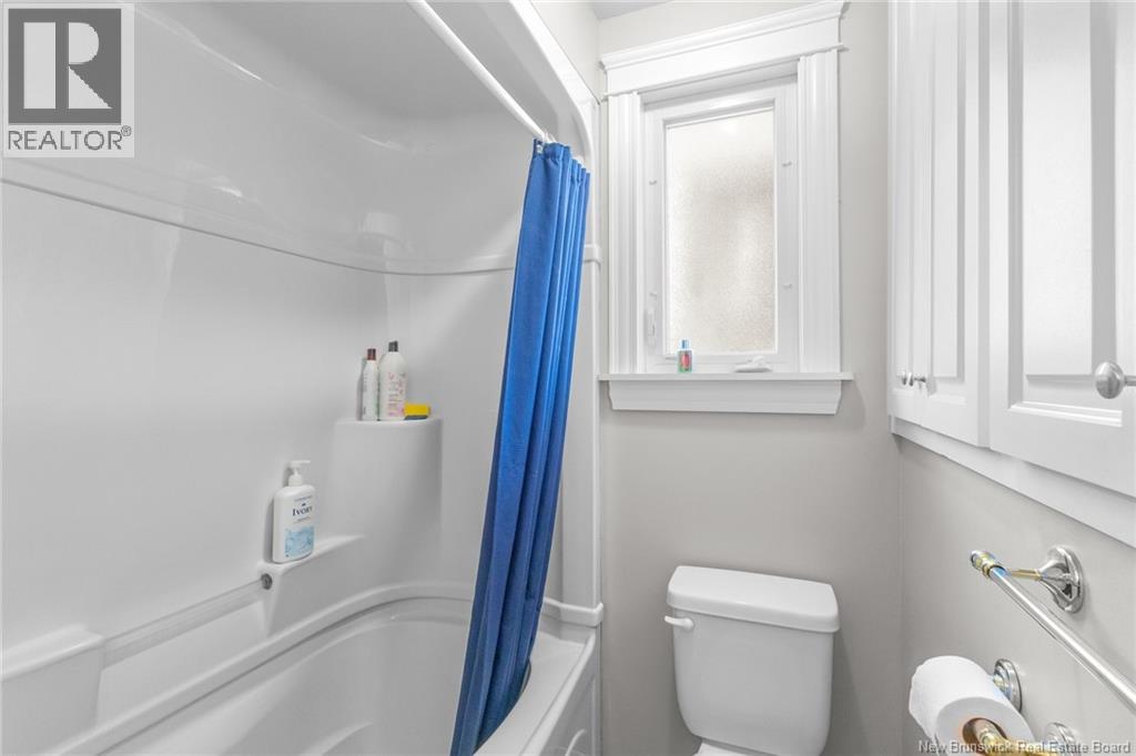 32 Linden Crescent, Fredericton, New Brunswick  E3A 4Z9 - Photo 24 - NB129384