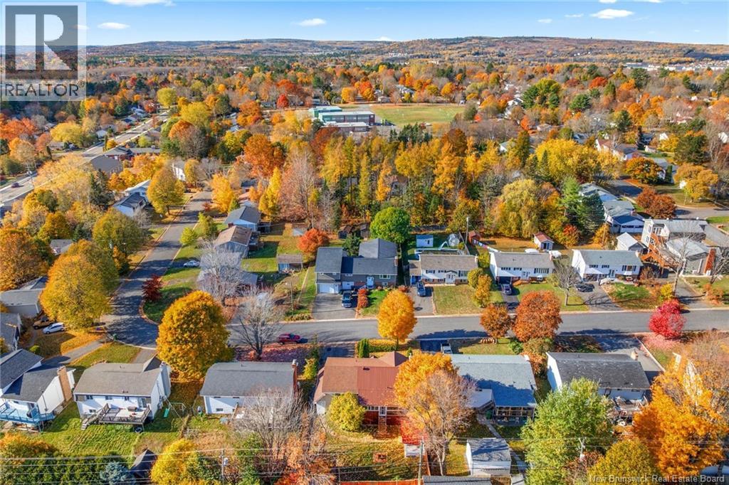 32 Linden Crescent, Fredericton, New Brunswick  E3A 4Z9 - Photo 5 - NB129384