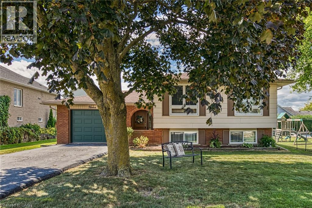 12 Athens Street, Hagersville, Ontario  N0A 1H0 - Photo 2 - 40775776