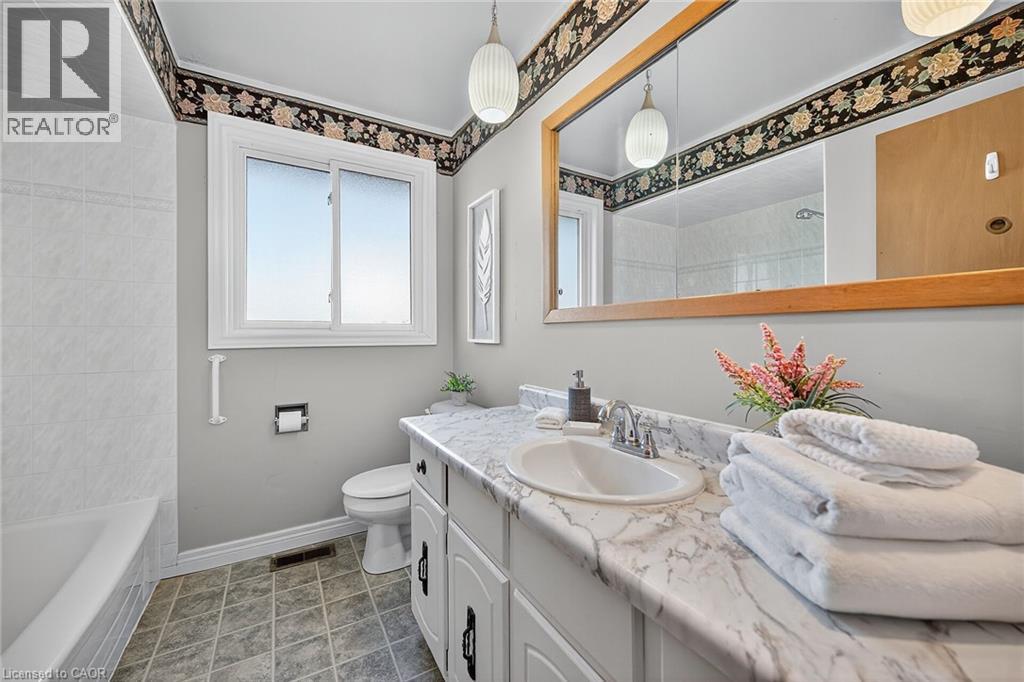 12 Athens Street, Hagersville, Ontario  N0A 1H0 - Photo 26 - 40775776