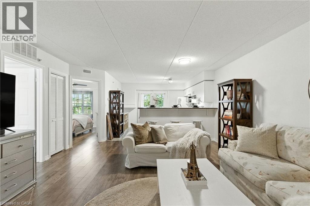 1490 Bishops Gate Unit# 305, Oakville, Ontario  L6M 4N3 - Photo 5 - 40776789