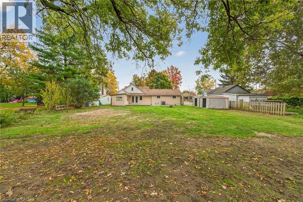 436 West Street, Dunnville, Ontario  N1A 2V3 - Photo 2 - 40781956