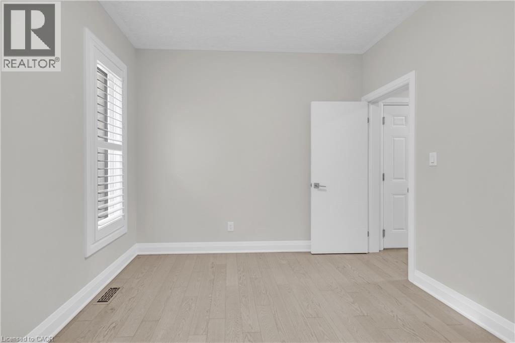 273 Woodbine Avenue, Kitchener, Ontario  N2R 0P7 - Photo 14 - 40783894