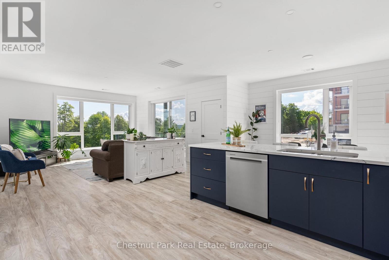 109 - 18 Campus Trail, Huntsville, Ontario  P1H 0K2 - Photo 4 - X12489888