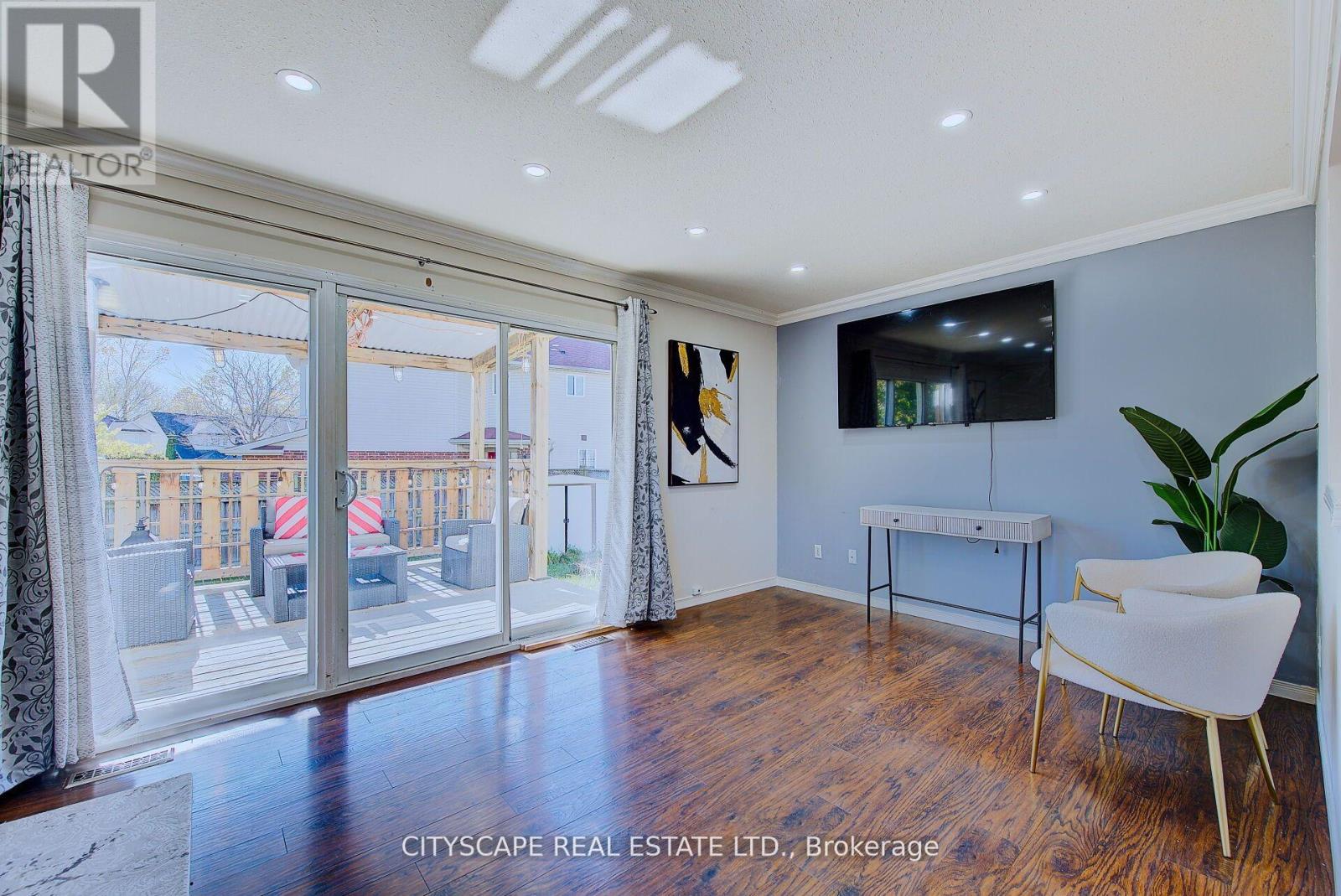 481 Marconi Boulevard, London East, Ontario  N5V 5E7 - Photo 12 - X12337577