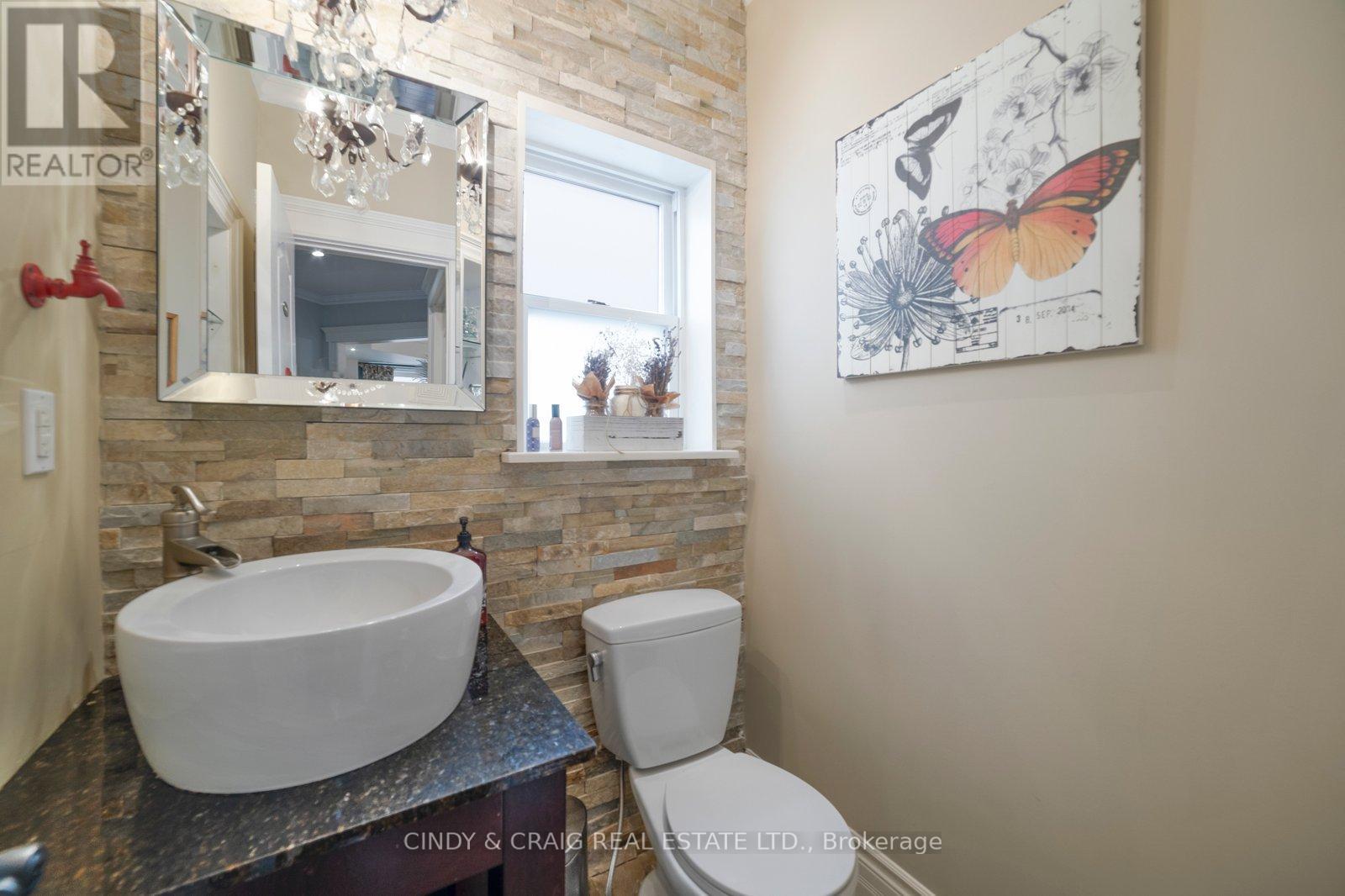 53 Mikayla Crescent, Whitby, Ontario  L1M 2J1 - Photo 13 - E12488824