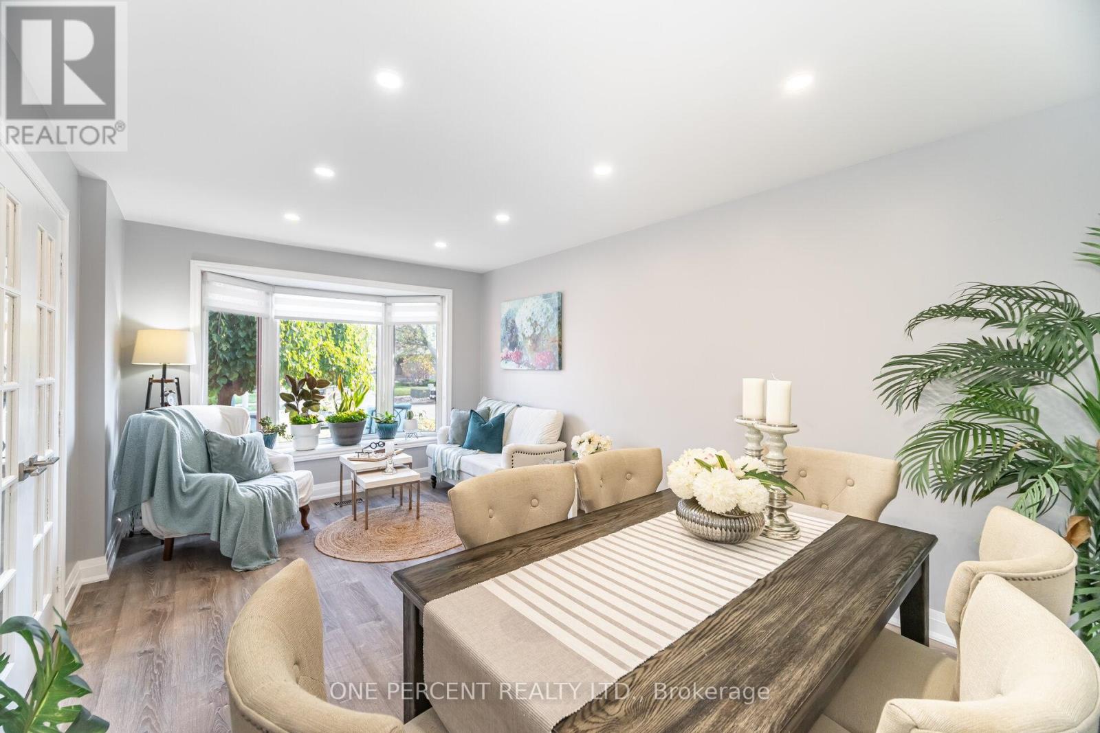 704 Bookham Crescent, Mississauga, Ontario  L4Z 1T9 - Photo 9 - W12477572