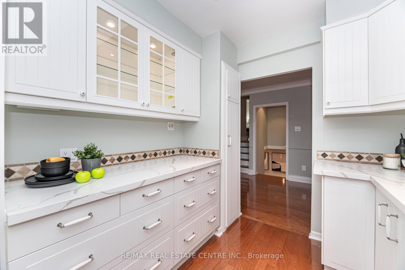 5288 Mericourt Road, Burlington (Appleby), Ontario  L7L 3R3 - Photo 27 - W12487896