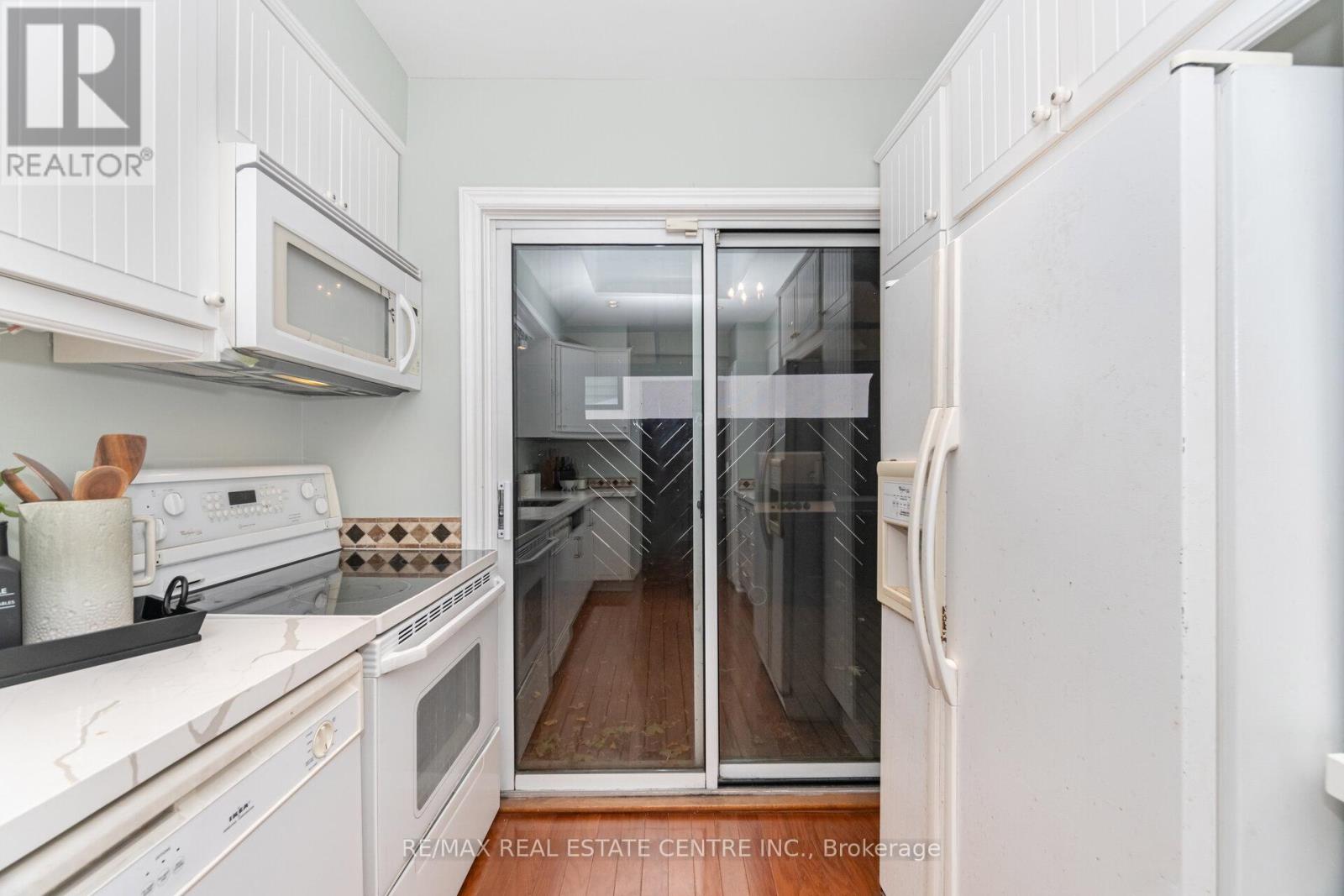 5288 Mericourt Road, Burlington (Appleby), Ontario  L7L 3R3 - Photo 38 - W12487896