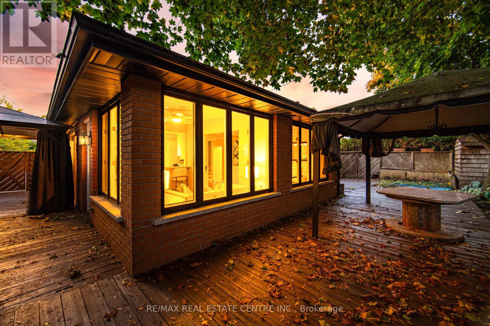 5288 Mericourt Road, Burlington (Appleby), Ontario  L7L 3R3 - Photo 4 - W12487896