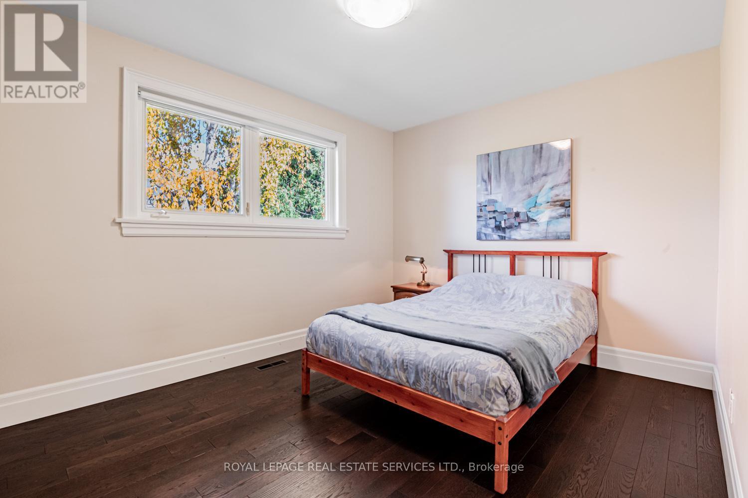 5 Harrowby Court, Toronto, Ontario  M9B 3H3 - Photo 31 - W12488370