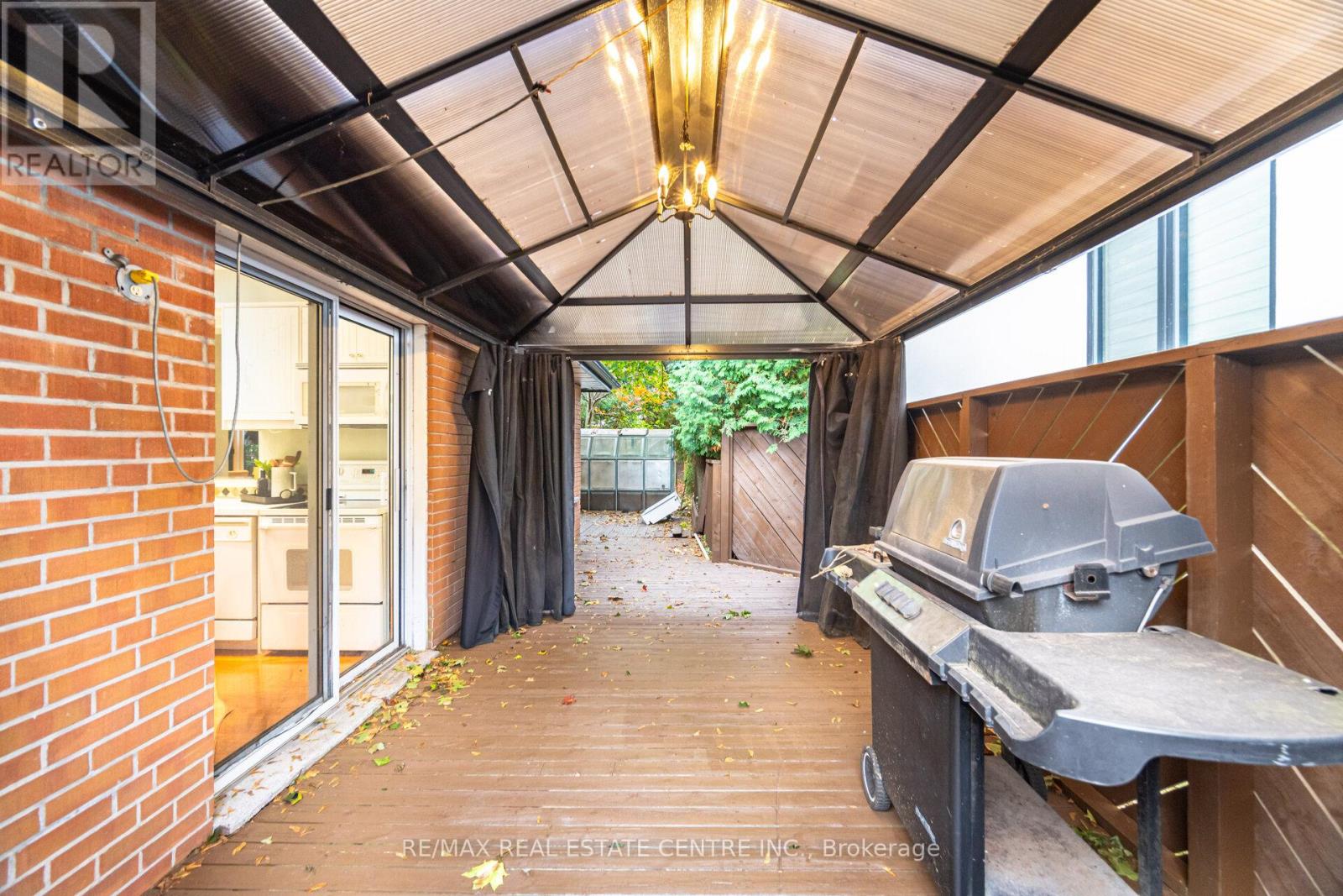 5288 Mericourt Road, Burlington (Appleby), Ontario  L7L 3R3 - Photo 8 - W12487896