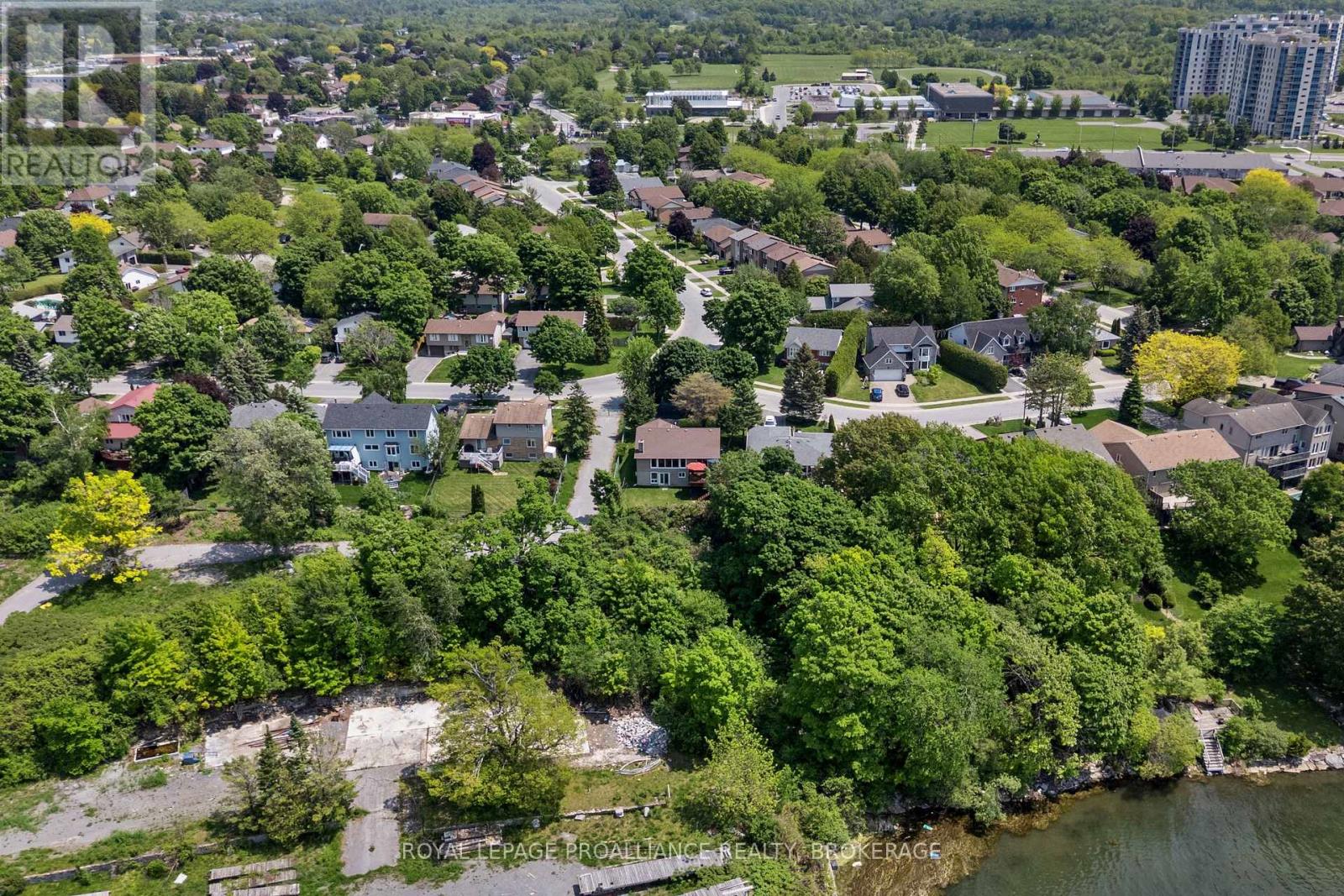 80 Limeridge Drive, Kingston (Kingston East (Incl Barret Crt)), Ontario  K7K 6L8 - Photo 45 - X12488130