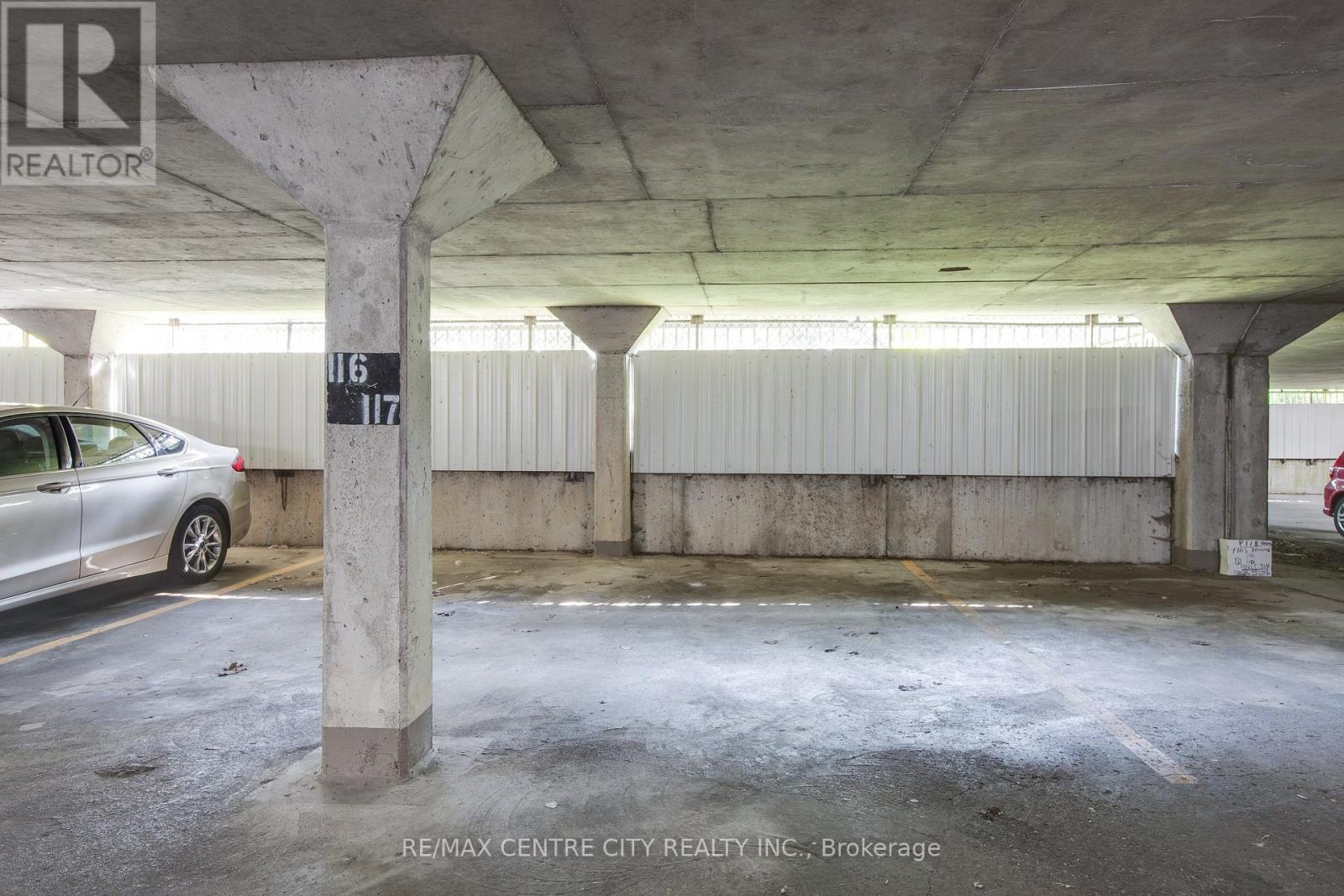 812 - 45 Pond Mills Road, London South (South J), Ontario  N5Z 4W5 - Photo 29 - X12489812