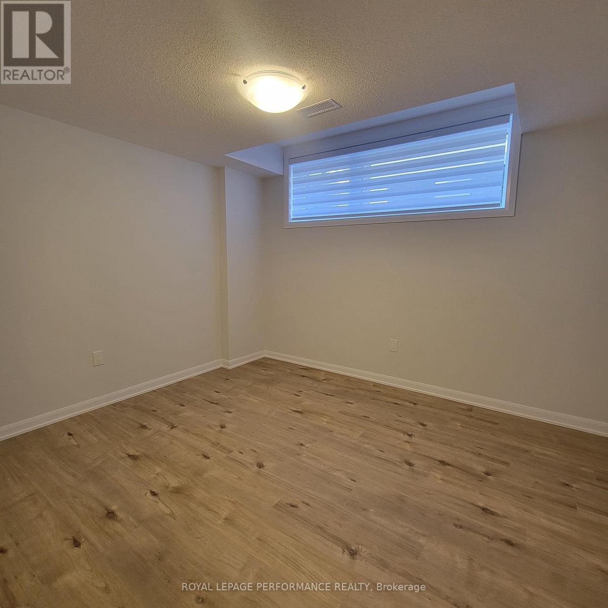 807 Arcadian Private, Ottawa, Ontario  K2T 0R8 - Photo 17 - X12445346