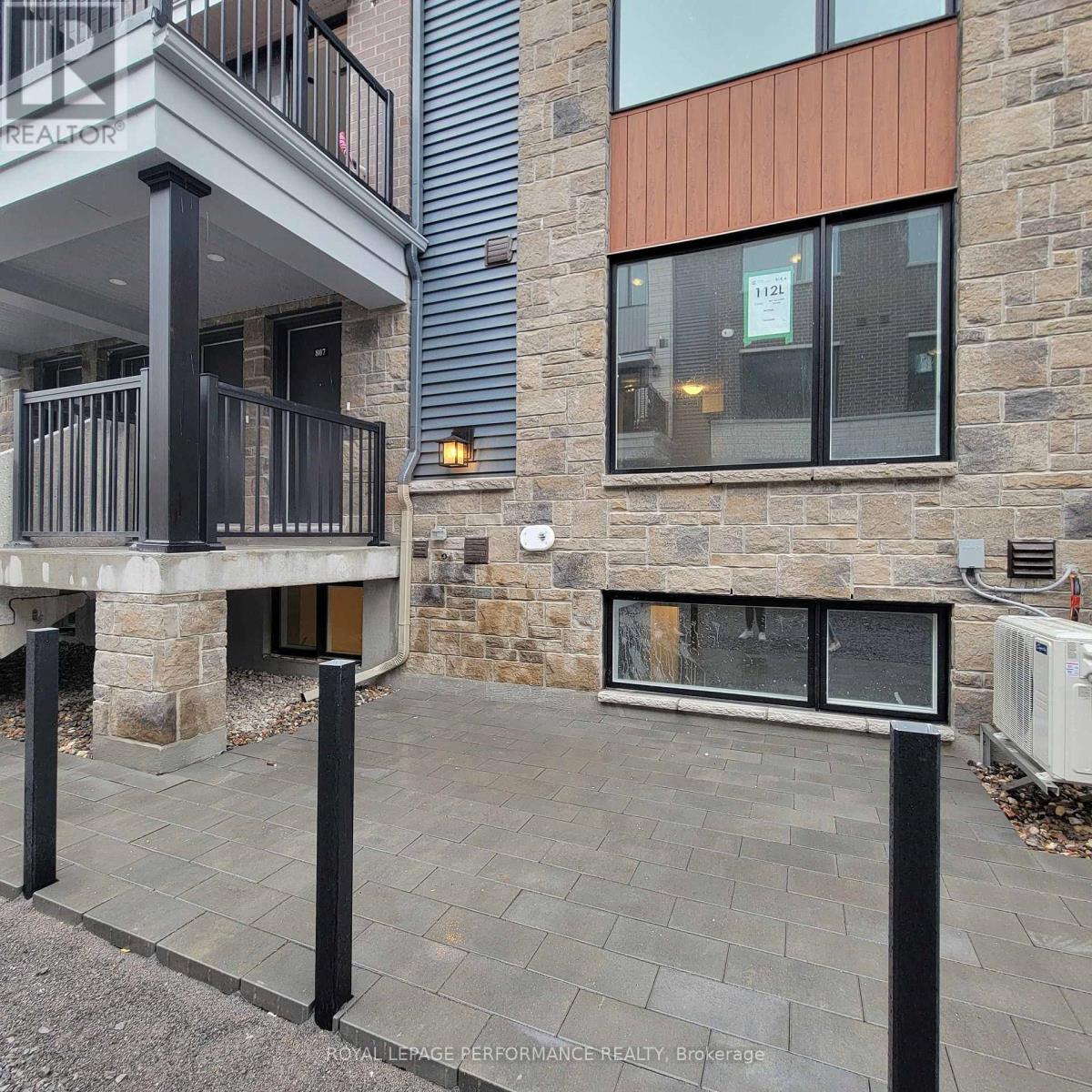 807 Arcadian Private, Ottawa, Ontario  K2T 0R8 - Photo 22 - X12445346