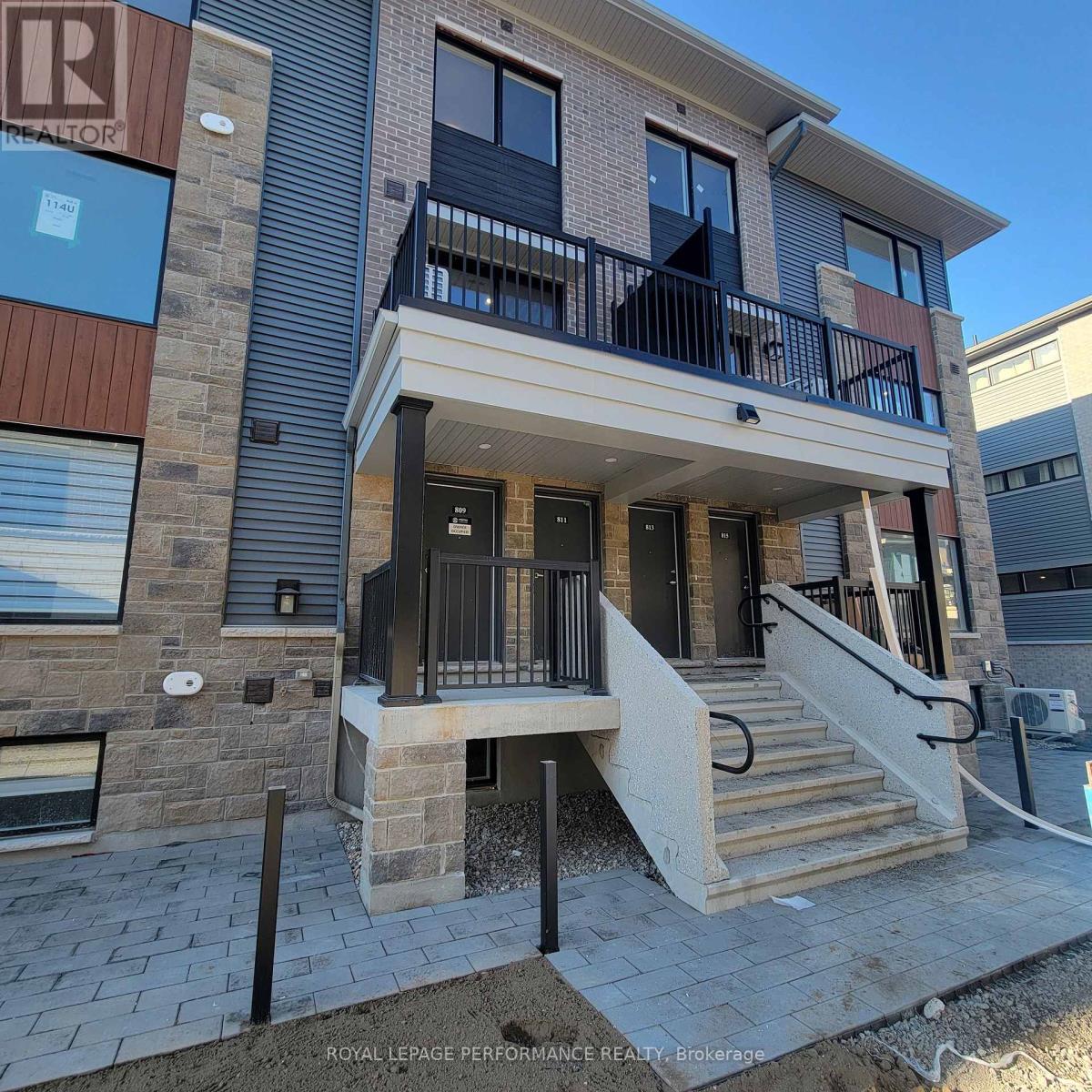 809 ARCADIAN PRIVATE, Ottawa, Ontario