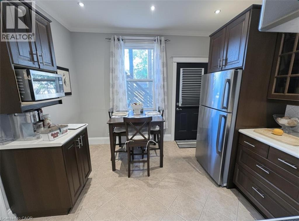 691 Wilson Street, Hamilton, Ontario  L8L 1V5 - Photo 2 - 40784049