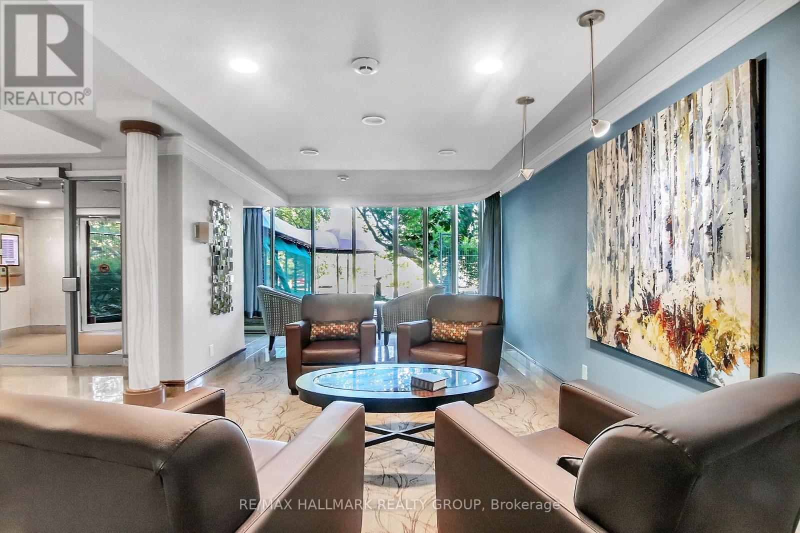 606 - 100 Grant Carman Drive, Ottawa, Ontario  K2E 8B8 - Photo 5 - X12486440