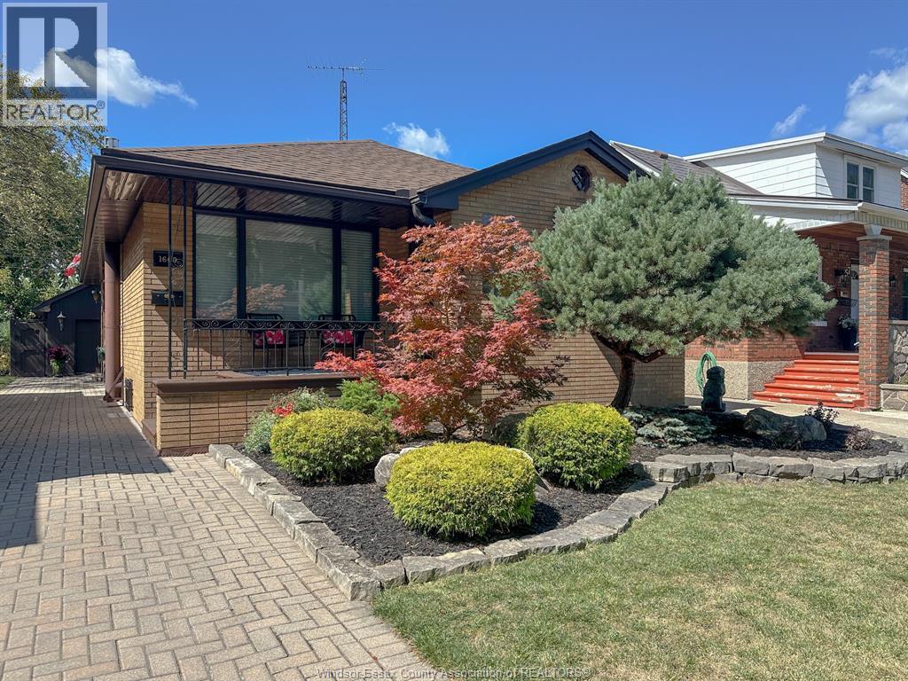 MLS# 25027537: 1663 ALEXIS, Windsor, Canada