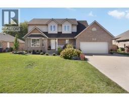180 OAK DRIVE, Essex, Ontario
