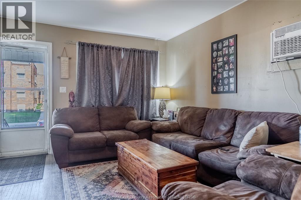 1557 Goyeau Street, Windsor, Ontario  N8X 3L3 - Photo 3 - 25027416