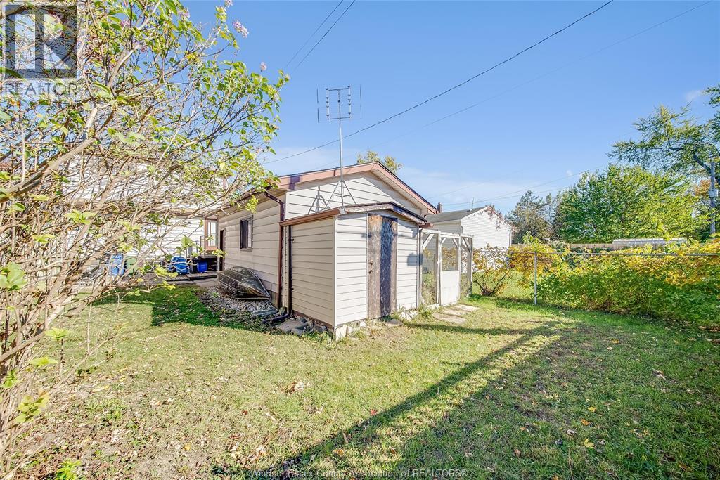 1381 Arthur Road, Windsor, Ontario  N8Y 3Y5 - Photo 48 - 25027270