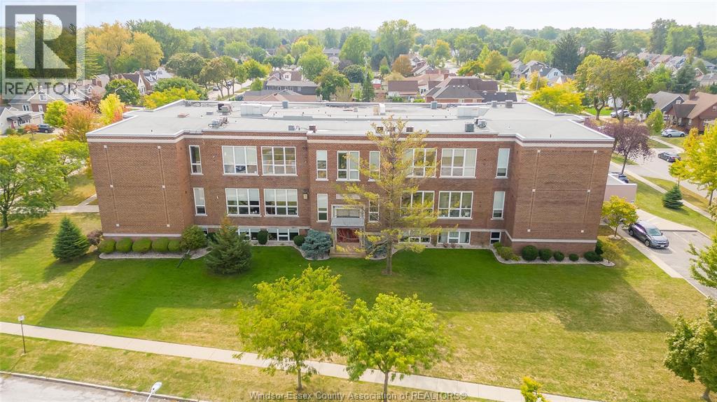 MLS# 25027202: 5955 ONTARIO Unit# 302, Windsor, Canada