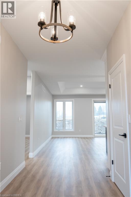 Property at 94 VANROOY Trail image 5