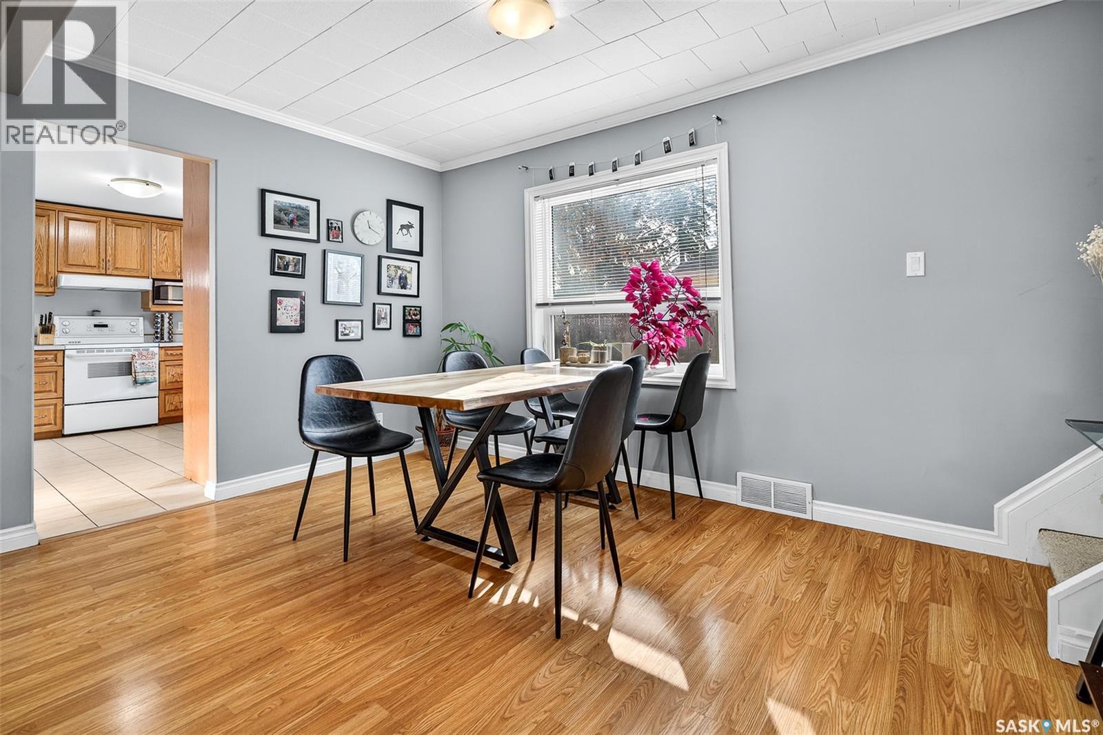 1143 6th Avenue Nw, Moose Jaw, Saskatchewan  S6H 4A7 - Photo 11 - SK021844