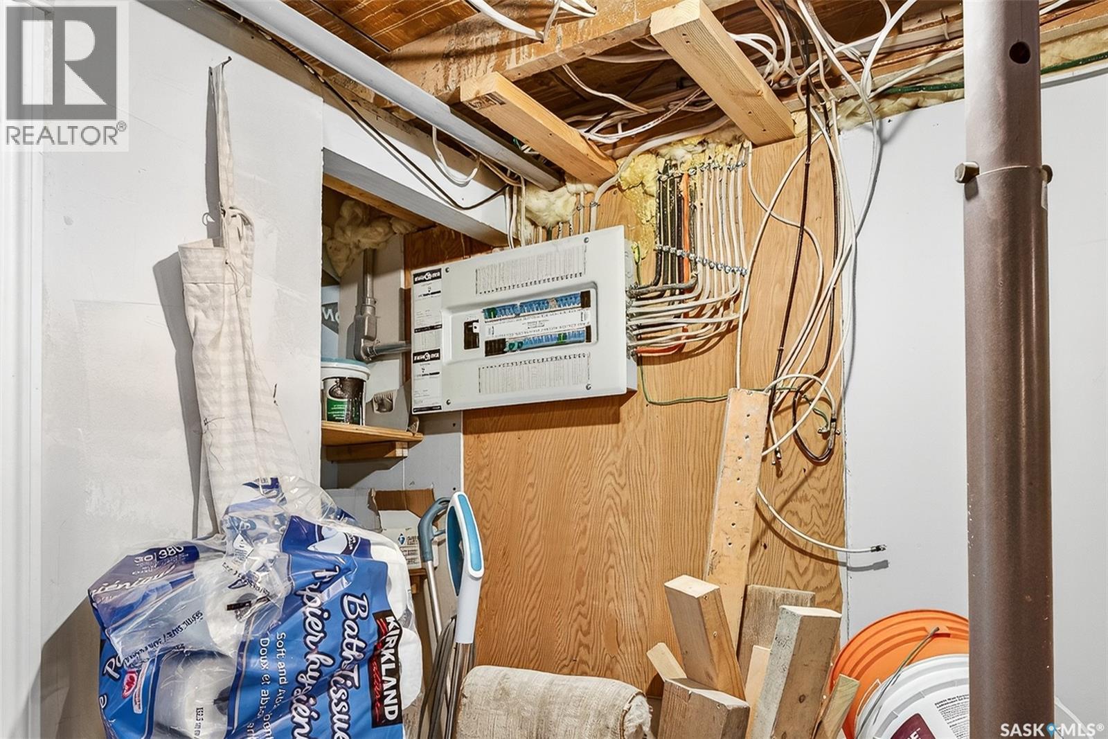 1143 6th Avenue Nw, Moose Jaw, Saskatchewan  S6H 4A7 - Photo 33 - SK021844