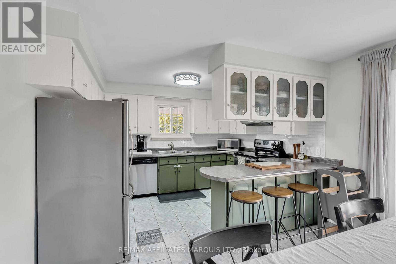 3310 Poirier Avenue, Cornwall, Ontario  K6K 1E1 - Photo 11 - X12489988