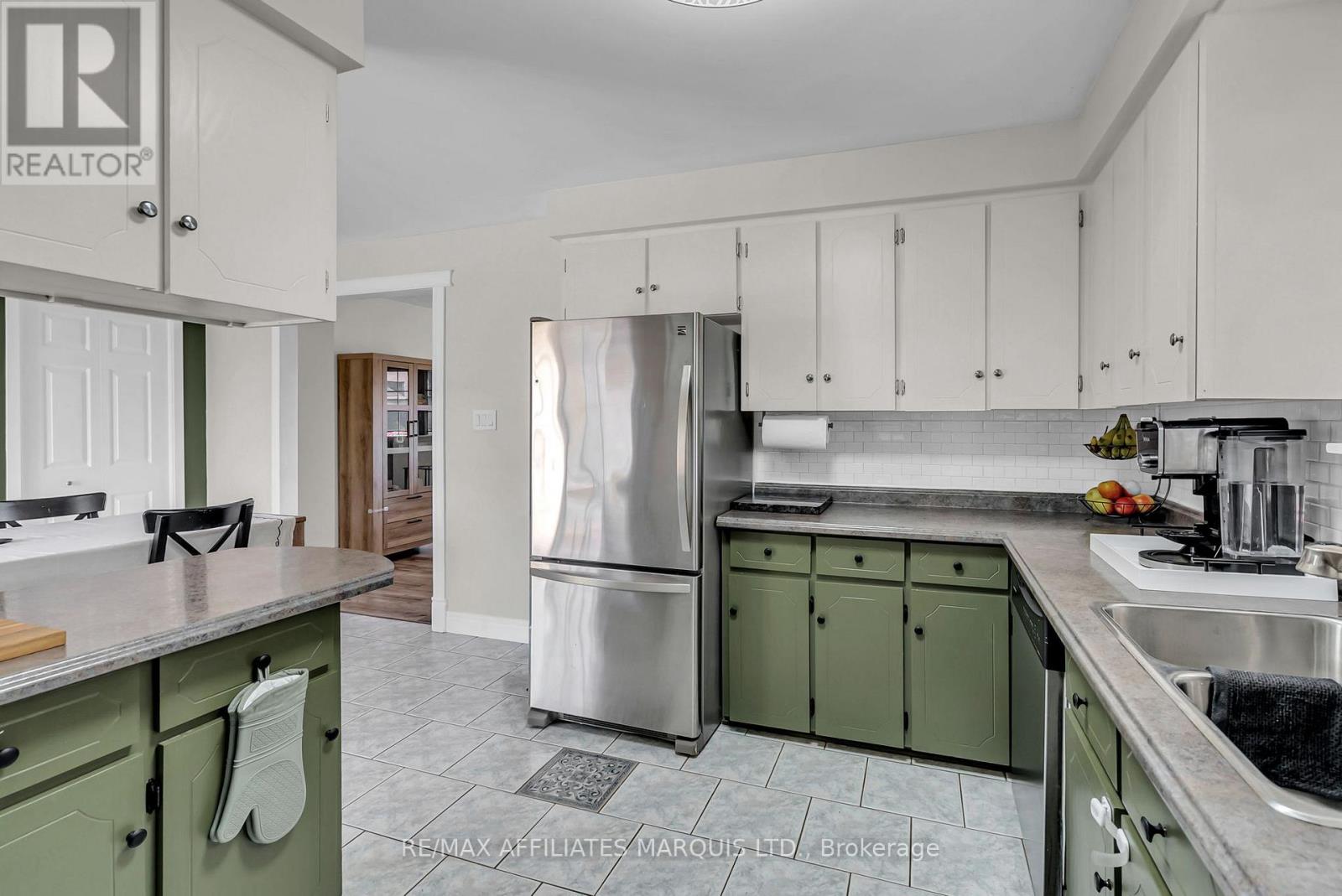 3310 Poirier Avenue, Cornwall, Ontario  K6K 1E1 - Photo 12 - X12489988