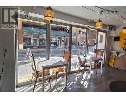 66-B9 & 67-B8 - 160 Baldwin Street, Toronto (Kensington-Chinatown), Ca