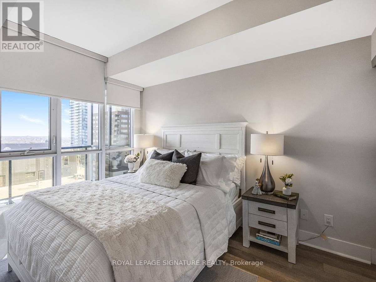 1704 - 32 Davenport Road, Toronto, Ontario  M5R 0B5 - Photo 12 - C12489884