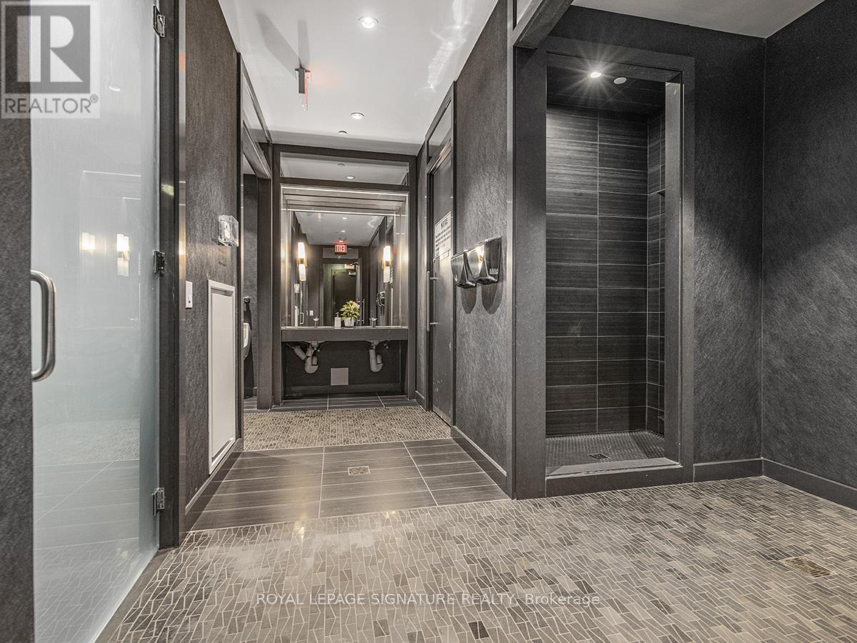 1704 - 32 Davenport Road, Toronto, Ontario  M5R 0B5 - Photo 27 - C12489884