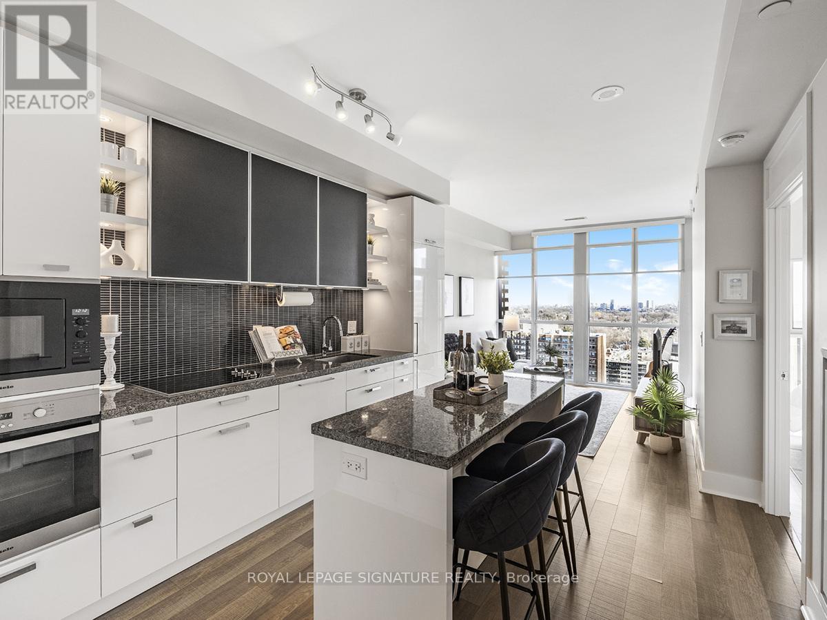 1704 - 32 Davenport Road, Toronto, Ontario  M5R 0B5 - Photo 3 - C12489884