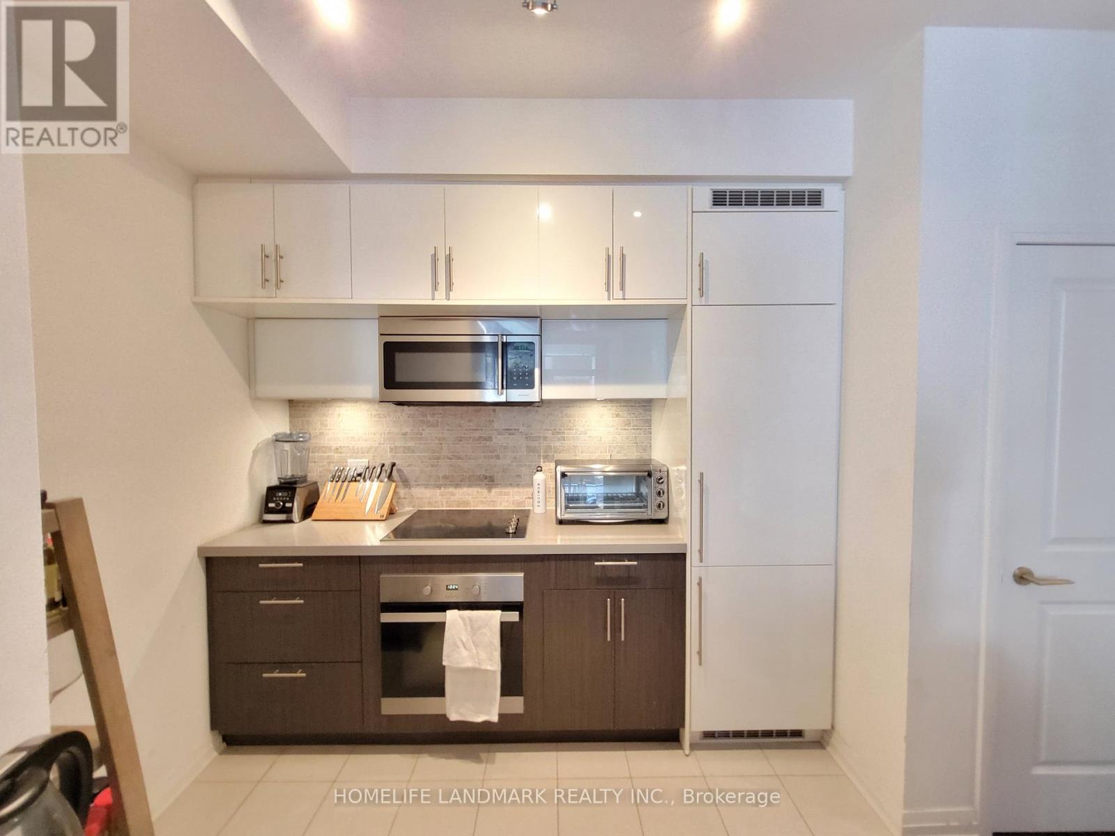 1007 - 8 Mercer Street, Toronto, Ontario  M5V 3W2 - Photo 5 - C12489894