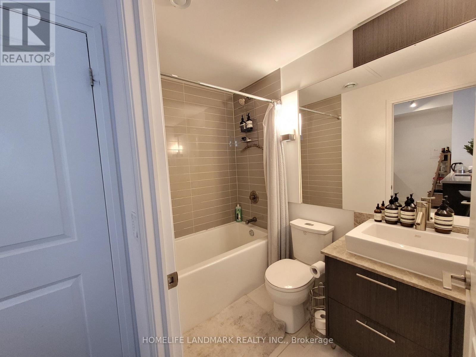 1007 - 8 Mercer Street, Toronto, Ontario  M5V 3W2 - Photo 8 - C12489894